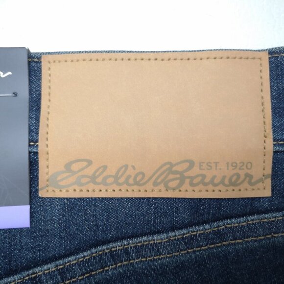NWT Eddie Bauer Men's Size 30/30 Dark Wash Stretch Breathable Blue Jeans - Picture 11 of 15